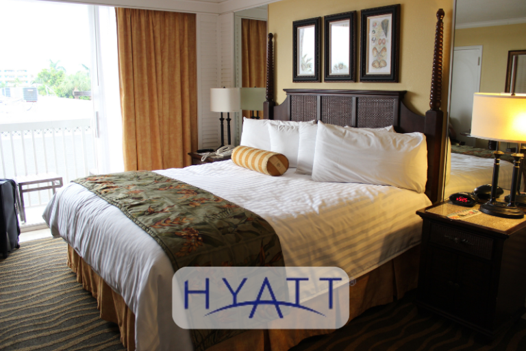 What Mattress Does Hyatt Use? (Really I Asked Them!) » Mattress Vela