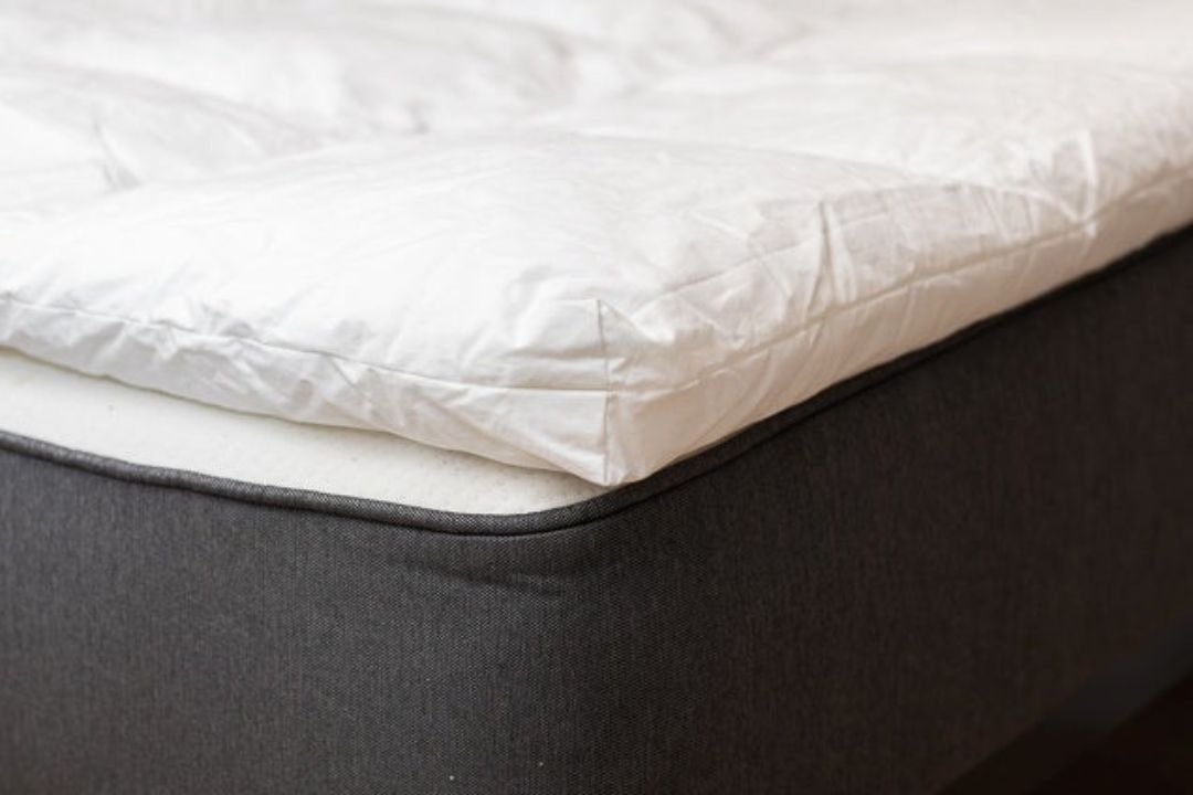 Do Mattress Toppers Contain Fiberglass? (Exploring the Truth