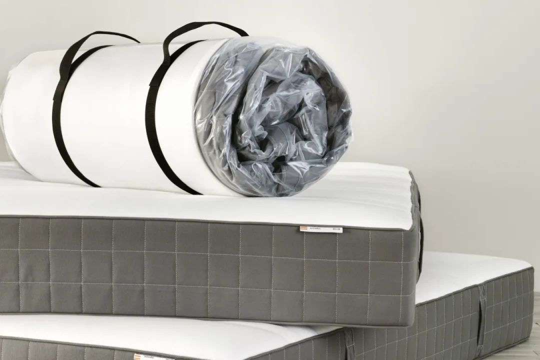 How to Roll Ikea Mattress? (Quick and Easy Ways!) » Mattress Vela