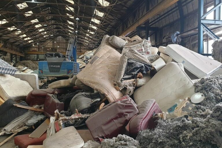 Will Waste Management Take a Mattress? (The Simple Answer!) » Mattress Vela