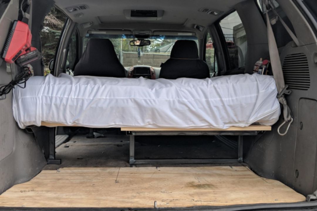 Can You Fit a Queen Mattress in a BMW X3? (We Tried It Out!) » Mattress