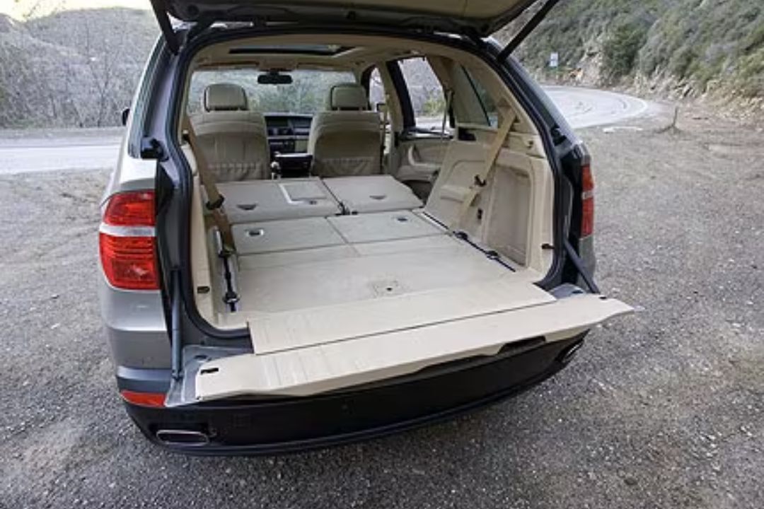 What Size Mattress Fits in BMW X5? (Exact Size Revealed!) » Mattress Vela