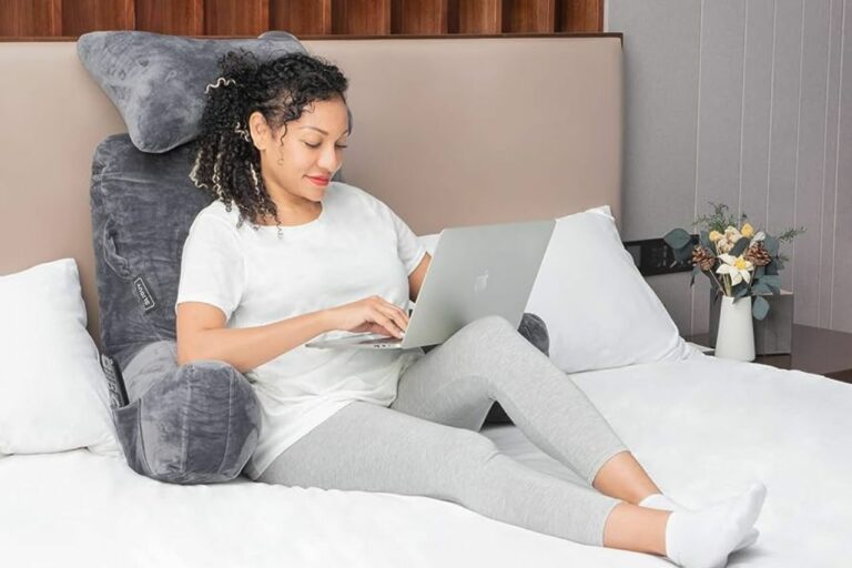 Best Pillows for Reading in Bed With Ultimate Comfort and Relaxation