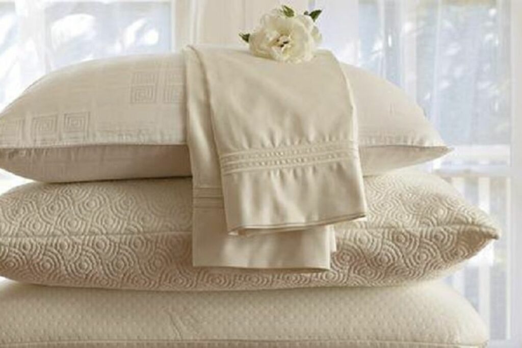 Can You Wash Tempurpedic Pillows? (We Tried it Out!) » Mattress Vela