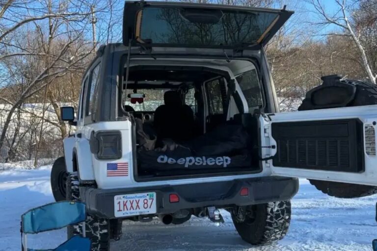 Will a Queen Mattress Fit in a Hyundai Tucson? 2024 (TESTED!)