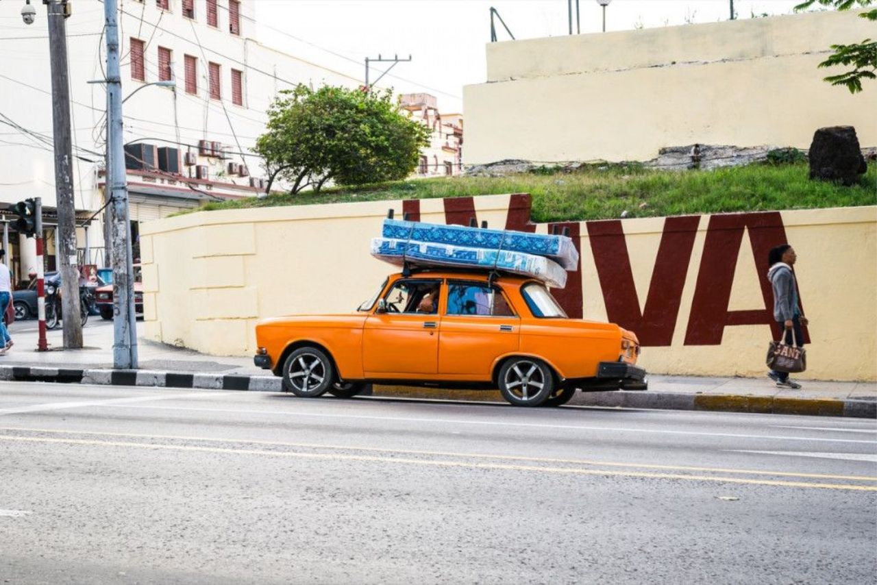 put mattress on top of car ny