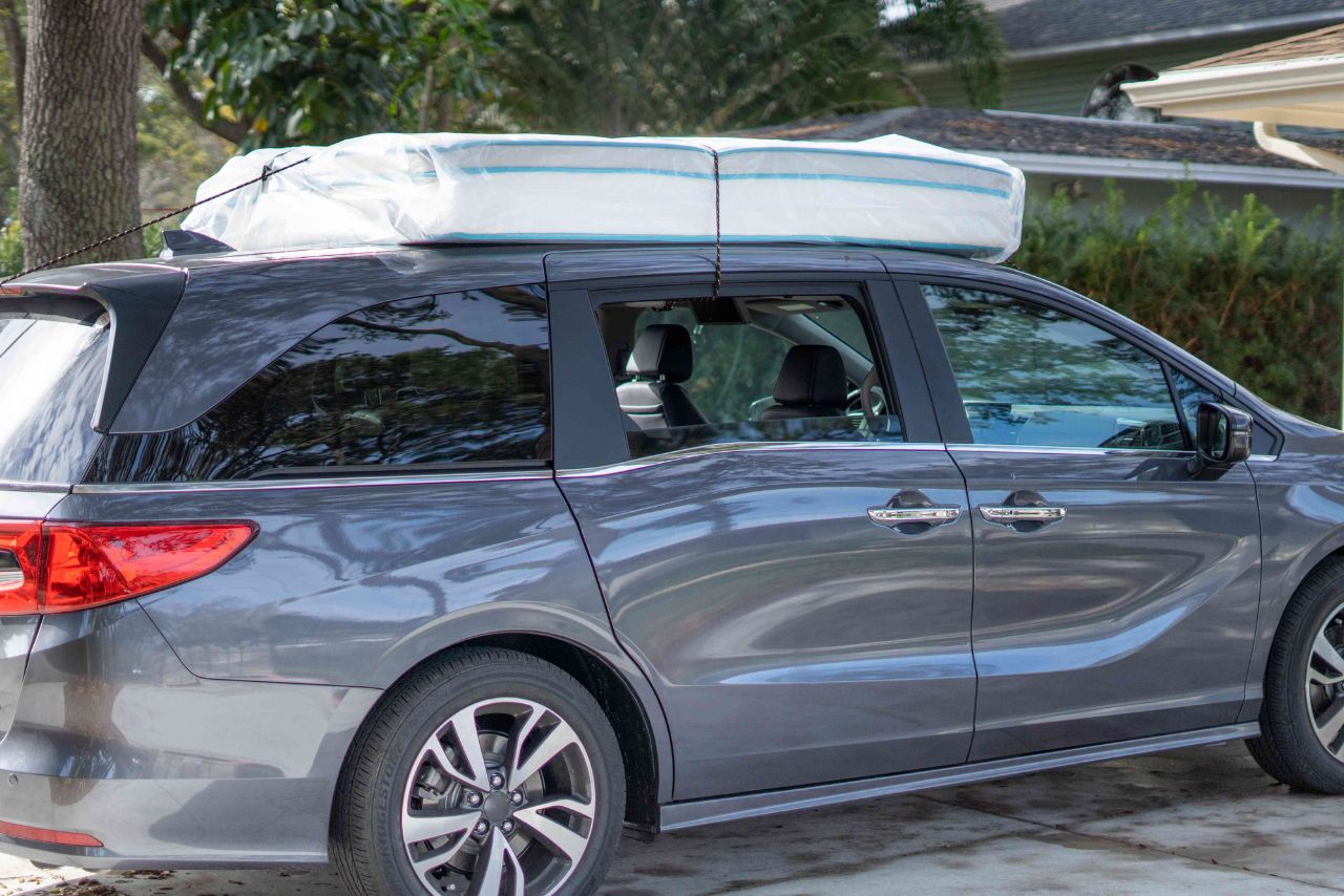 Can You Fit a Full Size Mattress in an SUV? We Tried it Out! » Mattress